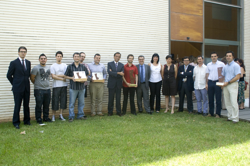 Premios CEEI IMPIVA 2011. Premiados y finalistas acompa�ados por D. Basco