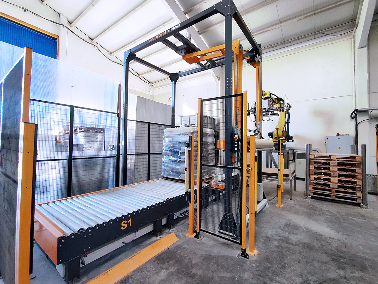 Nitroparis Automates Its End-of-Line with Innova Group’s new Arm Stretch Wrapper