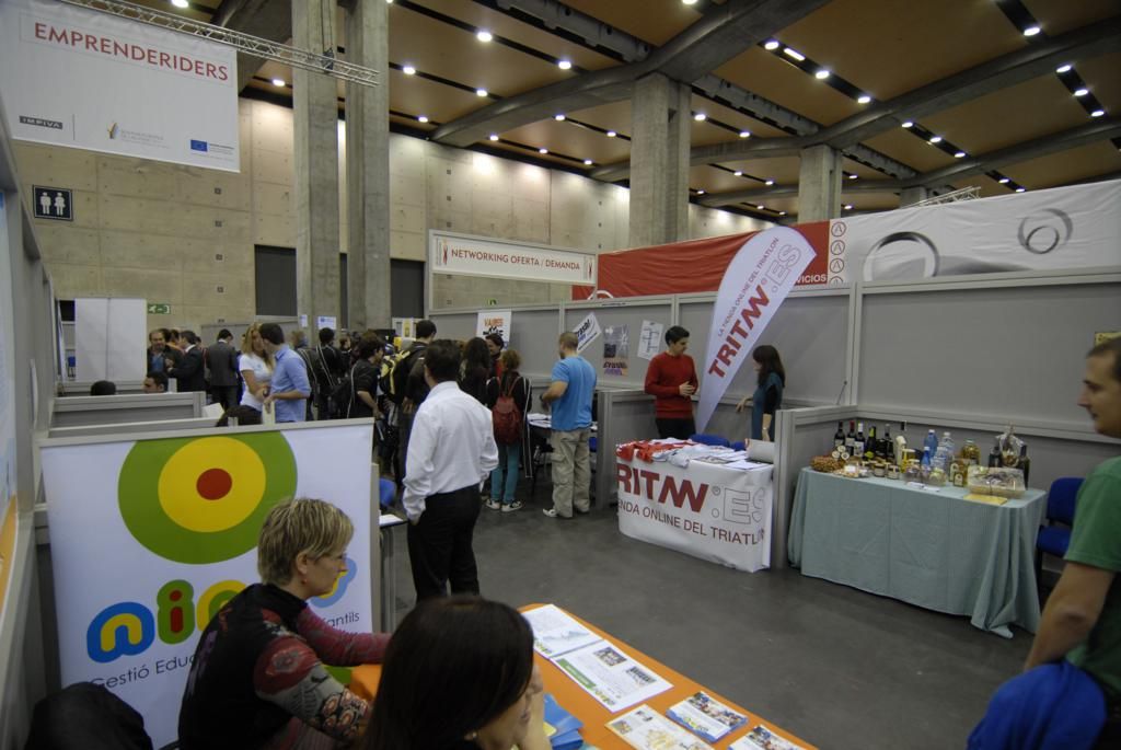 137 DPECV2012 Ninos Gestió Educativa y Tritan Zona Muestra empresas reciente creación