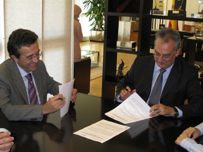 2009.Firma Convenio Benidorm